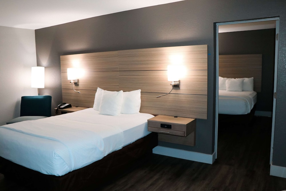 La Quinta Inn & Suites by Wyndham Joplin 23/56