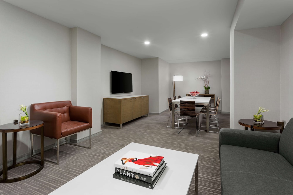 Hyatt Regency Bethesda 49/84