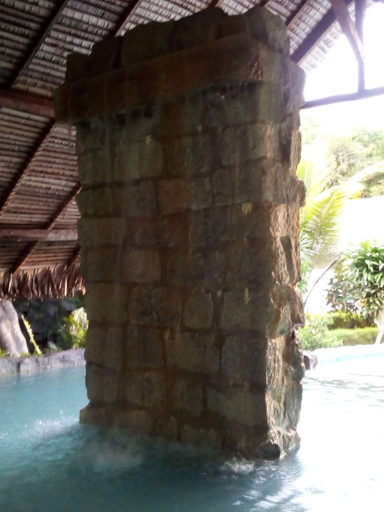 Kintana Beach Resort & Spa 8/25