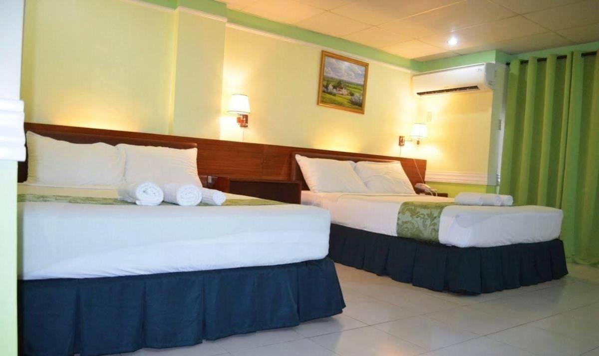 Park Avenue Residence Inn &amp; Suites 4/27