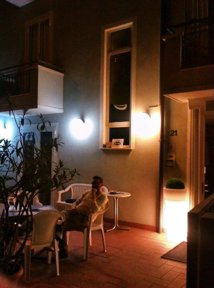 Hotel Maria Gabriella 25/40