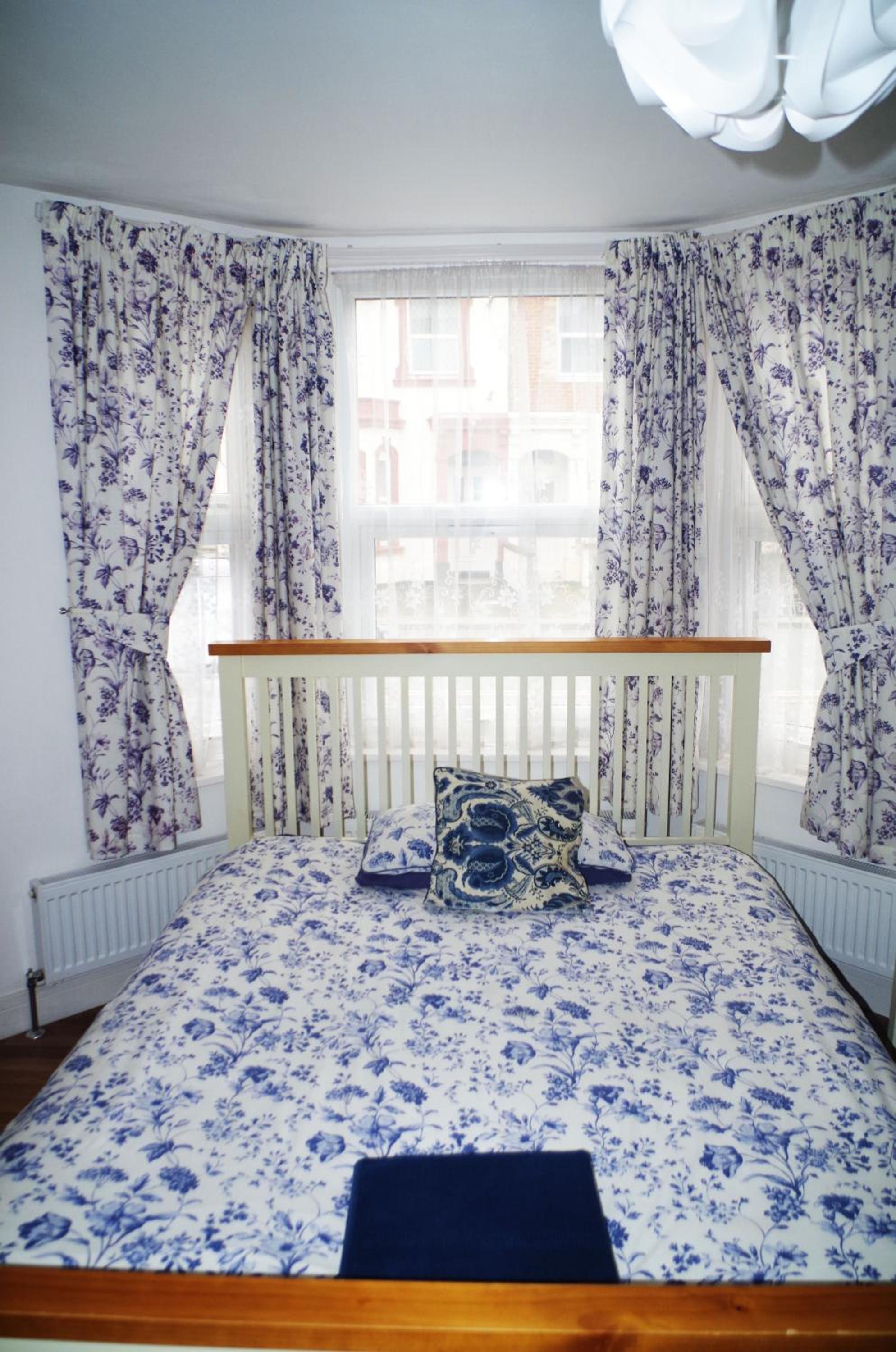 Abbey Lodge - Guest House 19/24