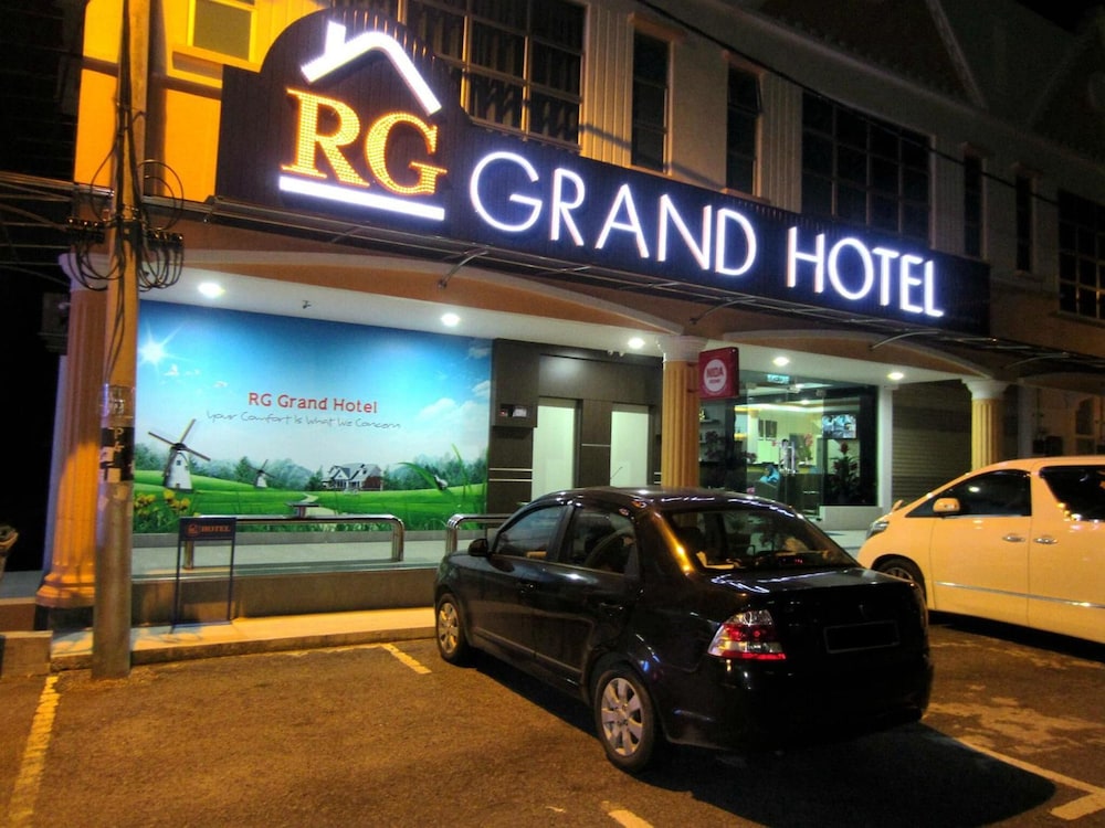 Rg Grand Hotel 38/41