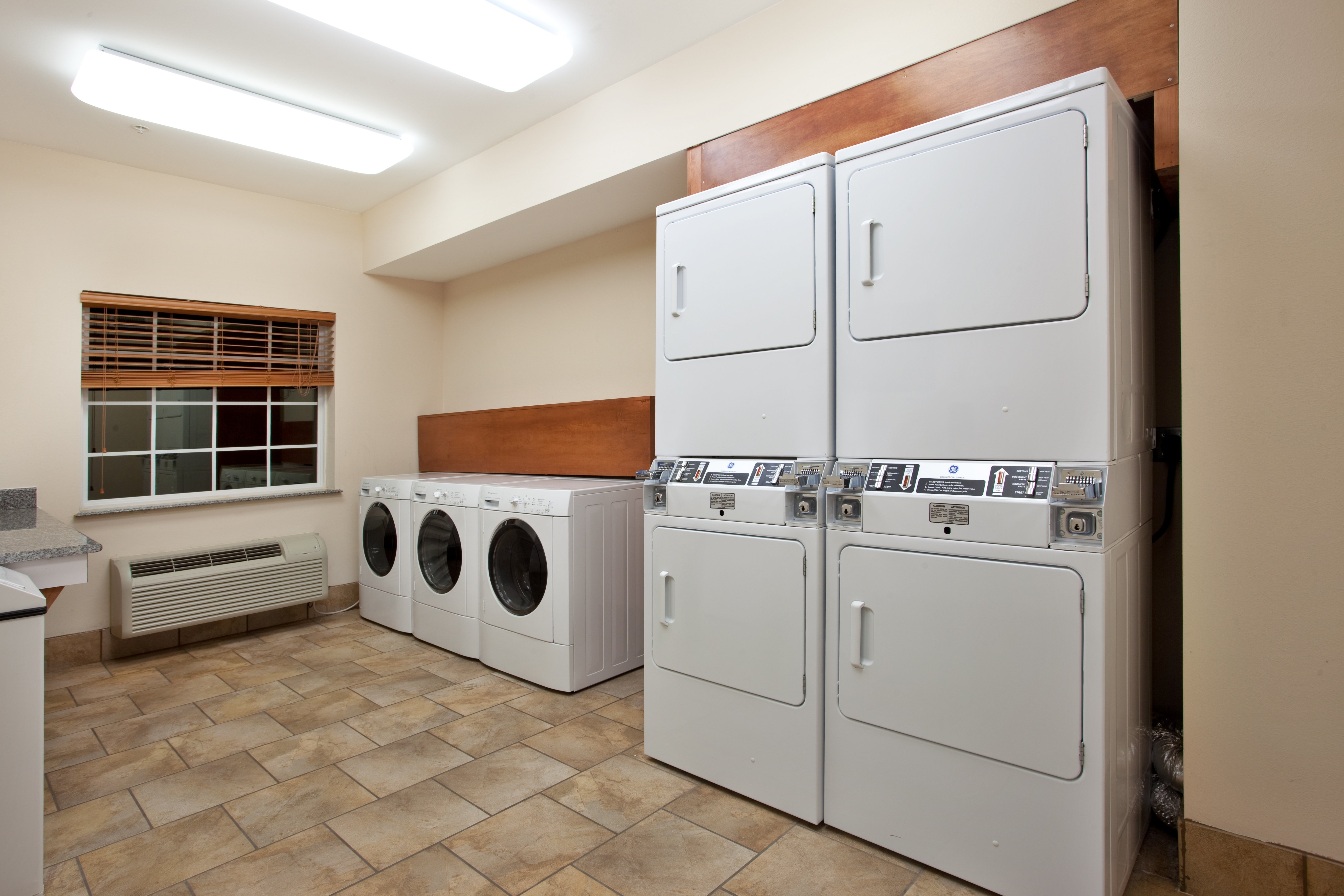 Candlewood Suites New Iberia 6/55