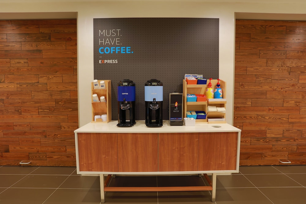 Holiday Inn Express Oneonta 50/62