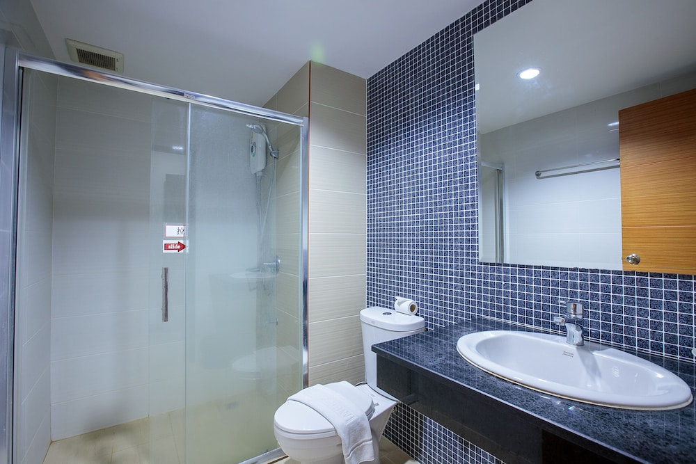 Huen Jao Ban Hotel 19/69