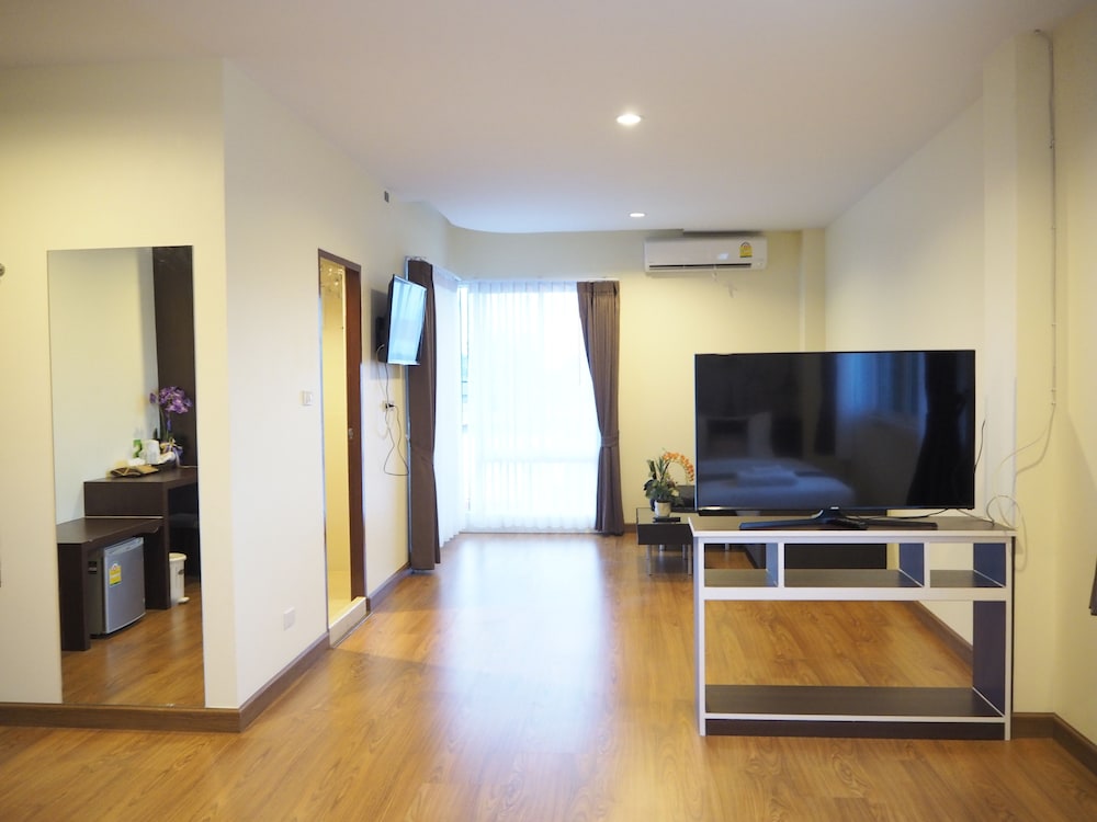 Suksomboon Hotel 29/39