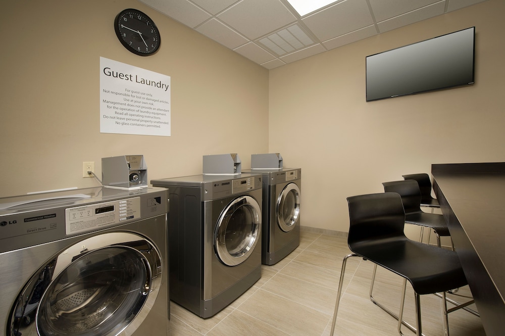 Holiday Inn Express And Suites Waco South 30/56