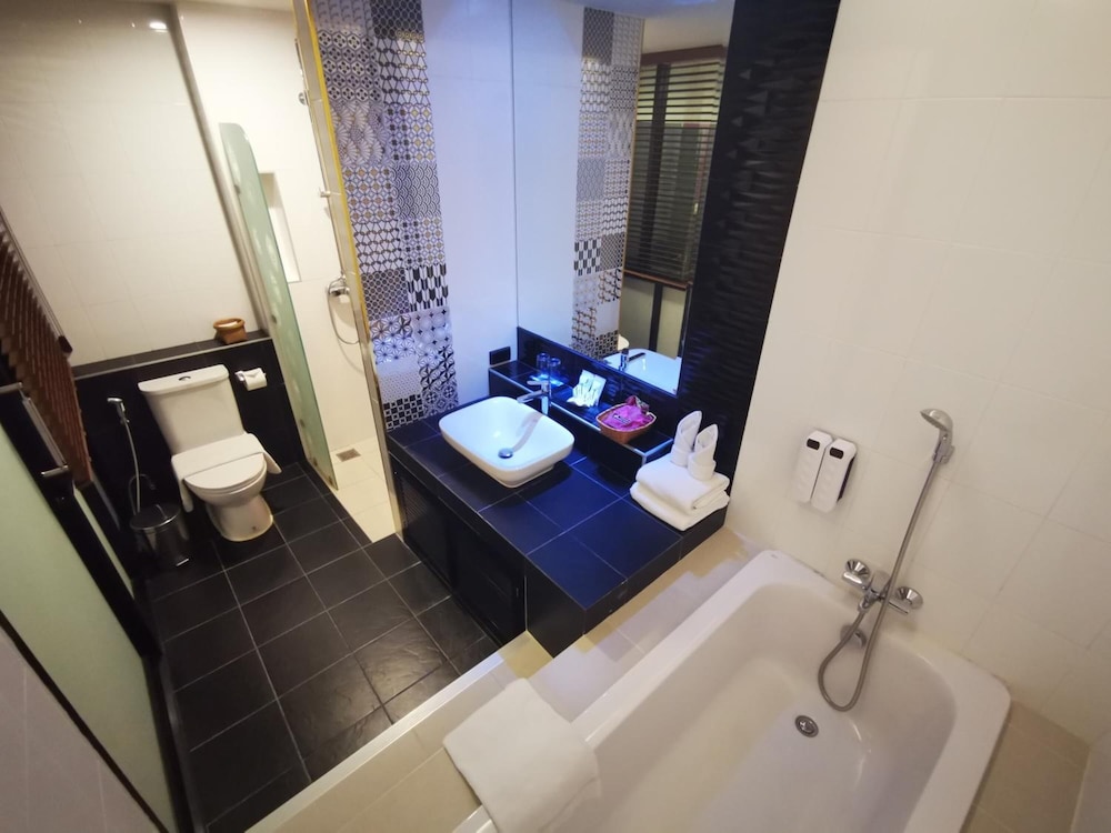Mandy Nok Hotel 46/46