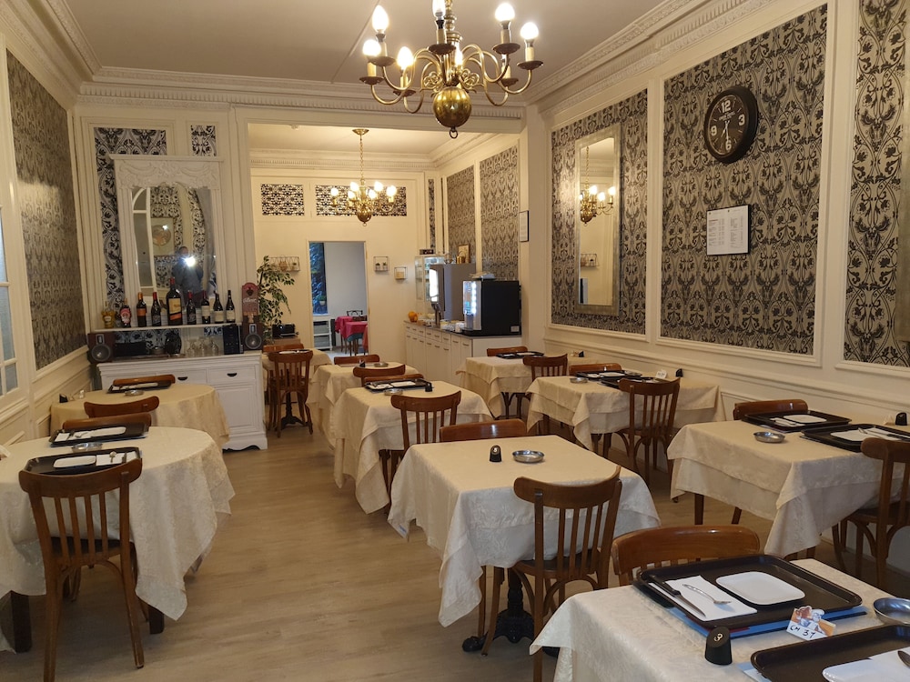 Le Riviera 32/46