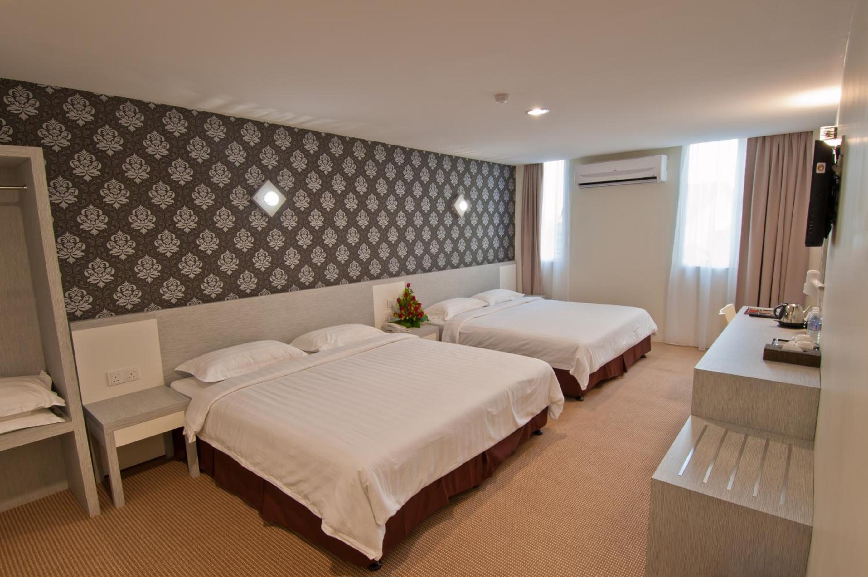 De Spring Hotel 38/50