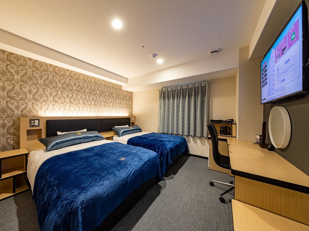 Semi Room, Standard, Twin Beds, 2 Semi Double Beds، Green Rich Hotel Kobe Sannomiya (Artificial hot spring Futamata Yunohana) 5/6