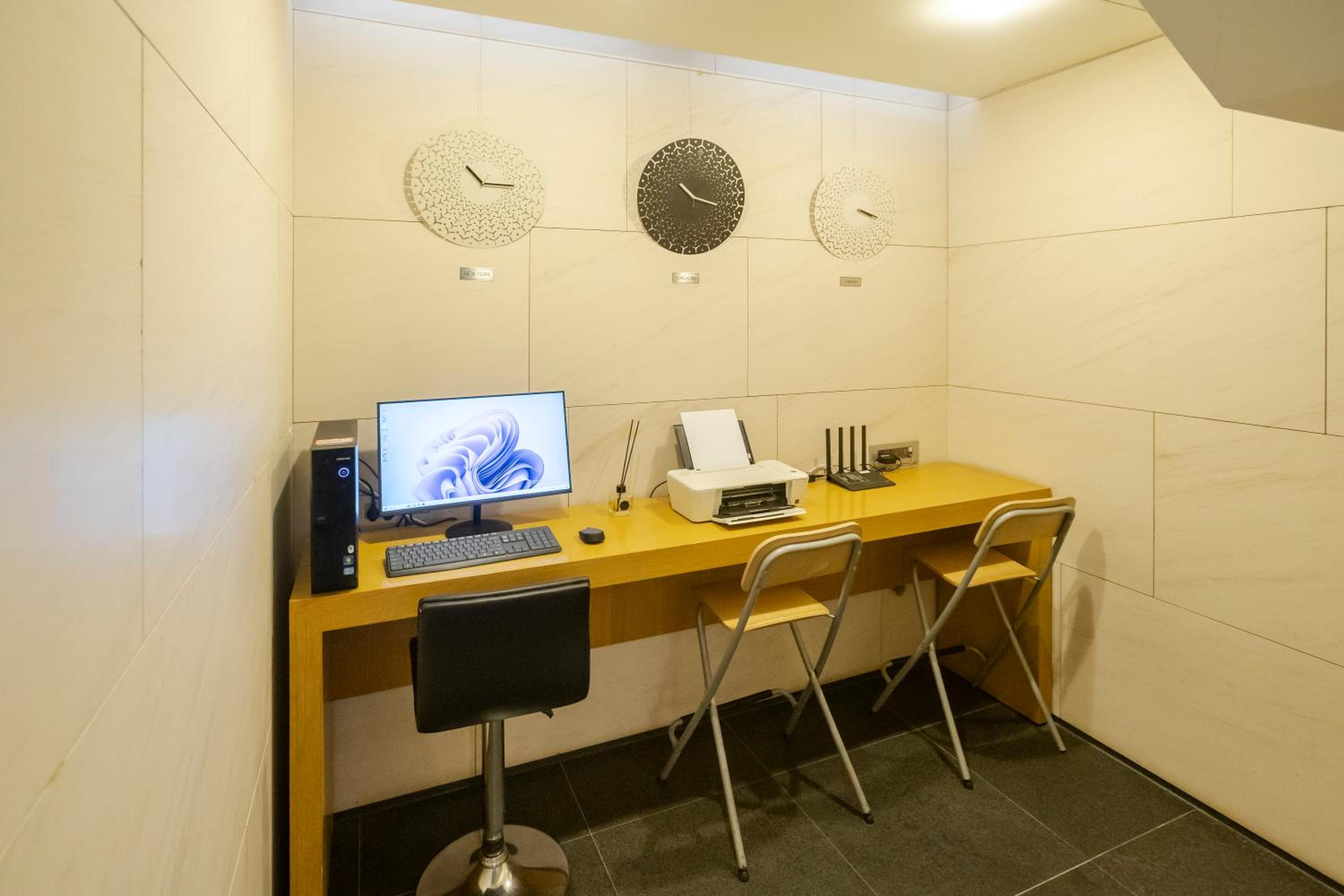 Seoul Hotel ShinShin Myeongong 41/51