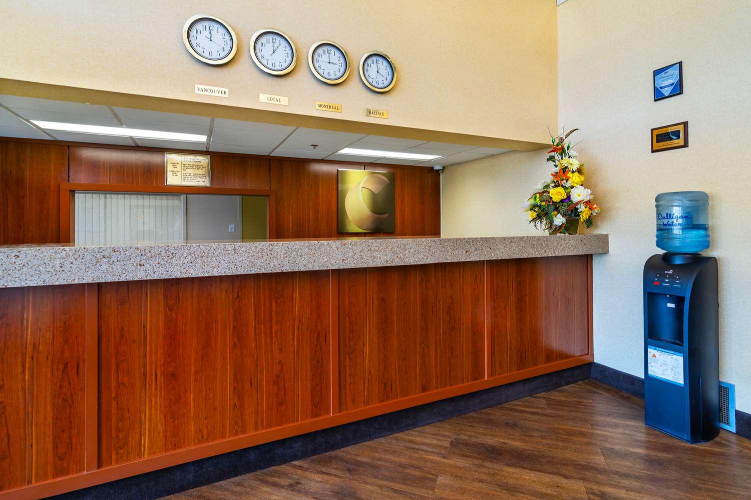 Comfort Inn & Suites Moose Jaw 4/12