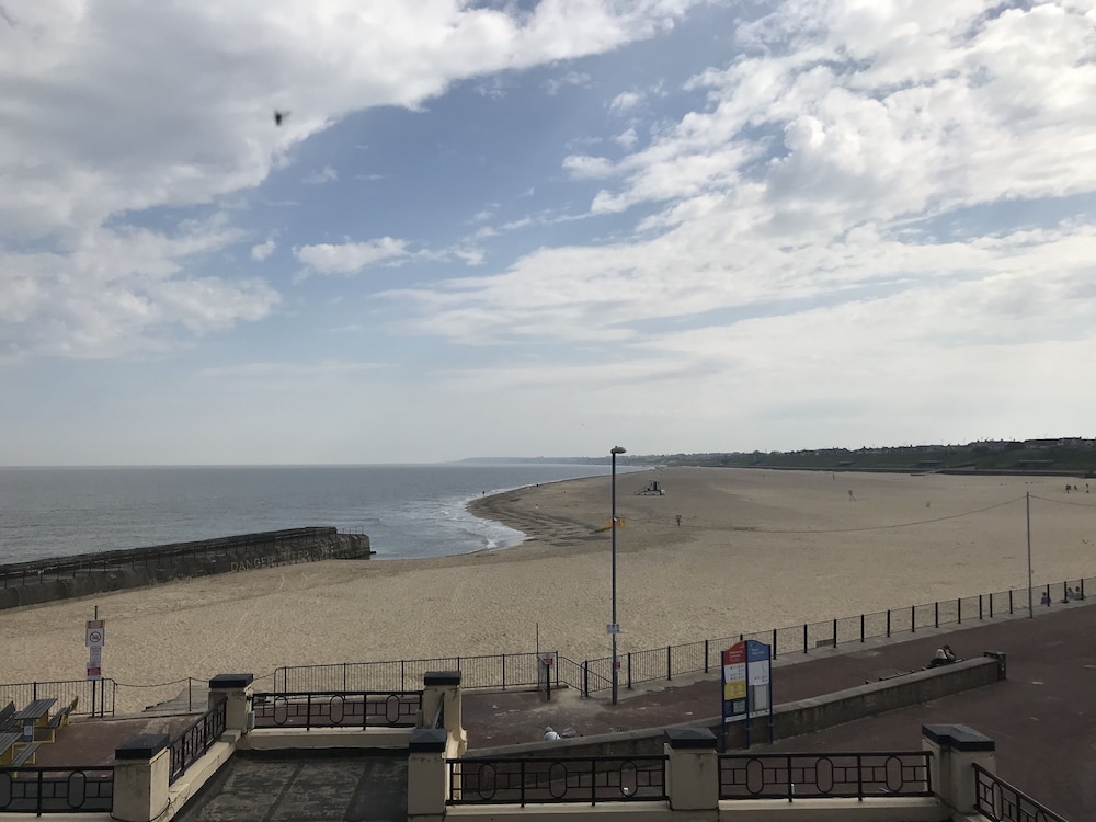 Pier Hotel 39/50