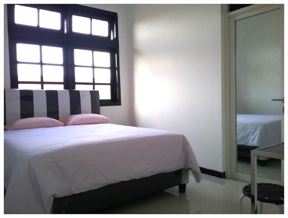 Mess Inn Semarang 15/35