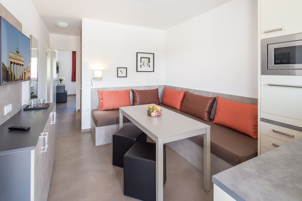 Trio Apartment Hotel Berlin 19/33