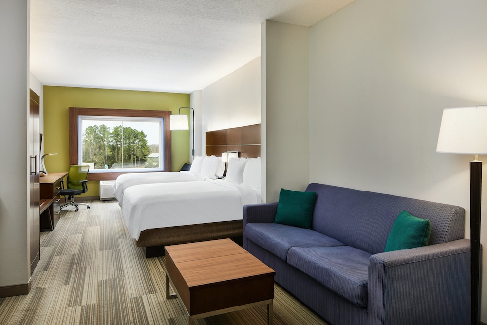 Holiday Inn Express Hotel Suites Palatka Northwest 14/36
