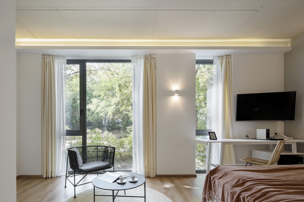 Umani Hotel & Beach 24/50