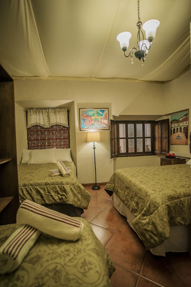 Hotel Mansion Del Rey 12/42