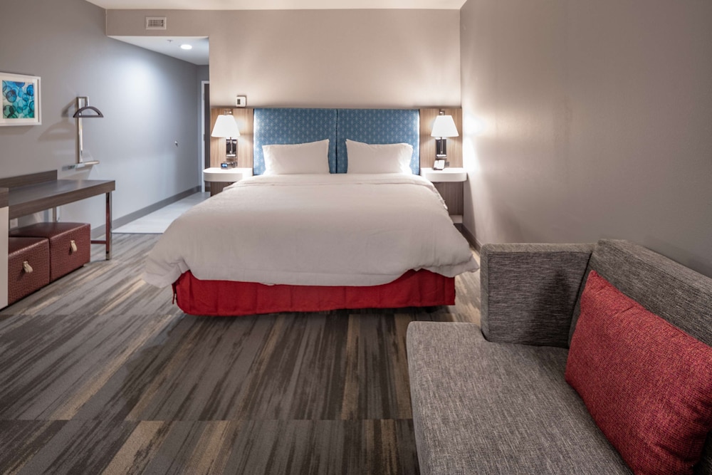 Hampton Inn And Suites Dallas/Plano Central 19/66