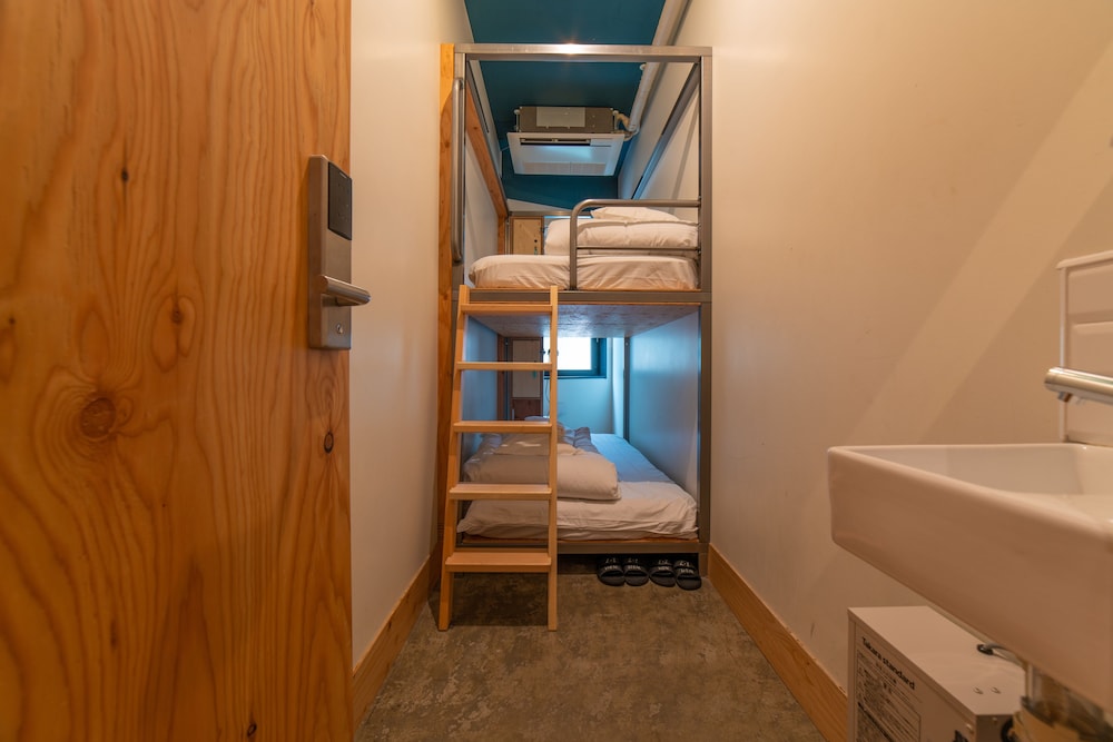 Wise Owl Hostels Shibuya 33/48