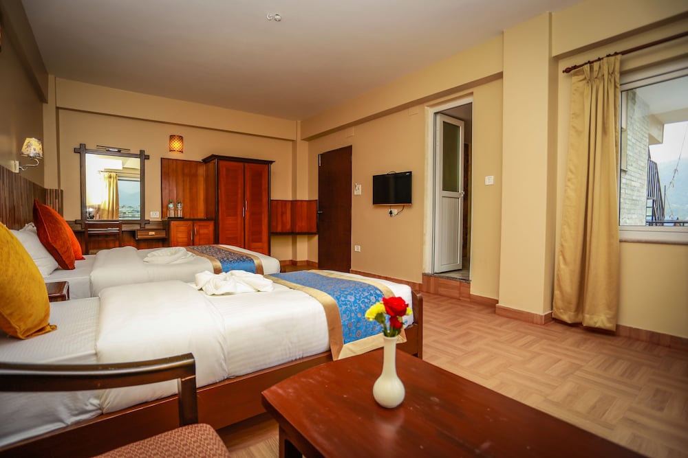 Pokhara Choice Inn 19/70