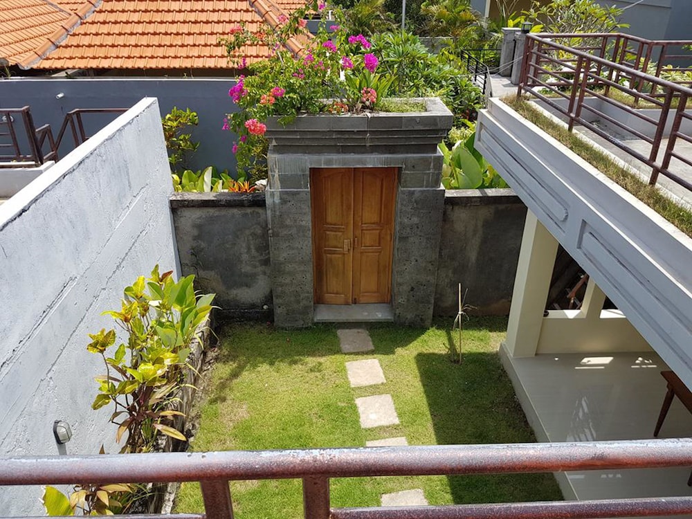 Pandawa Beach Home Stay 7/50