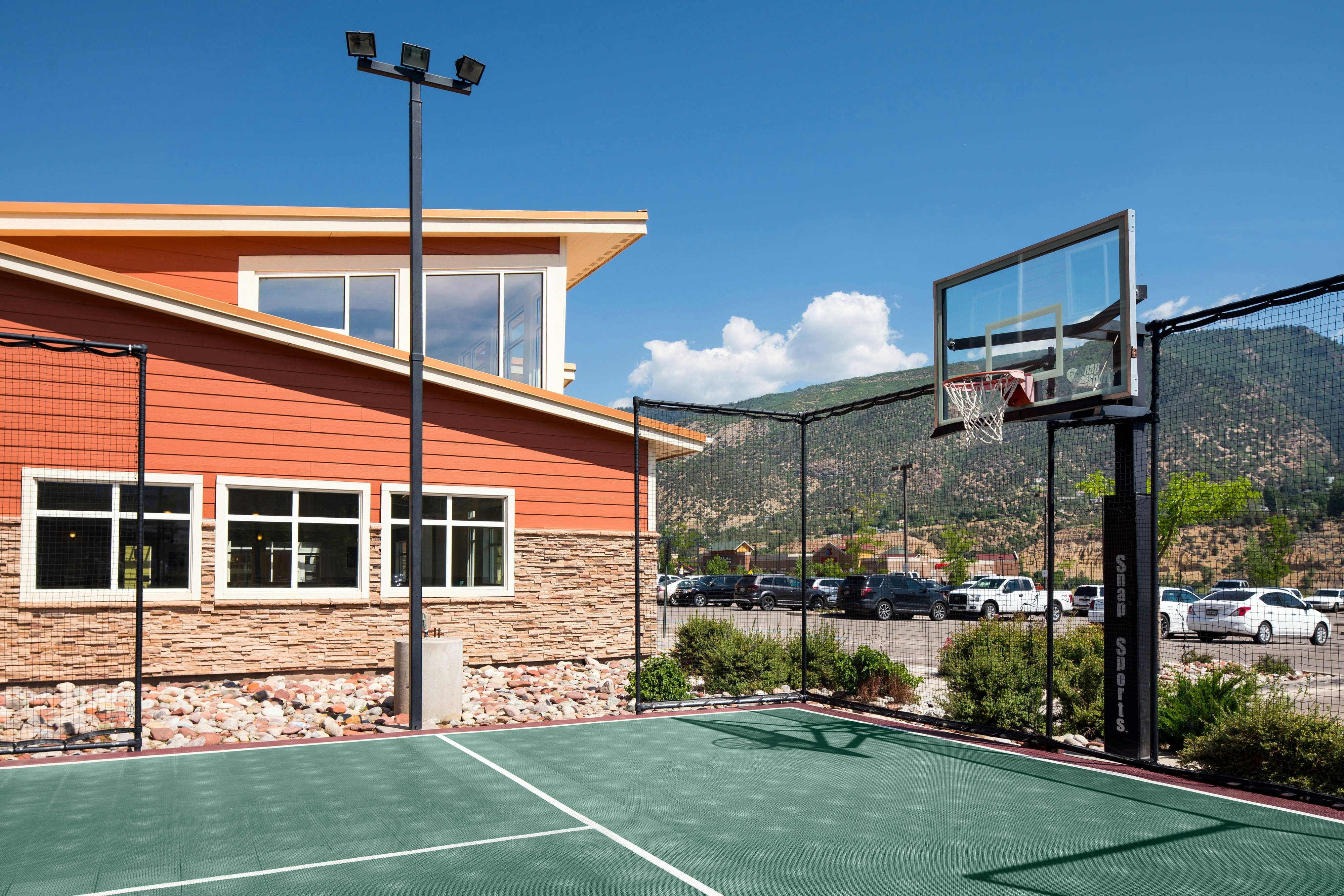 Residence Inn by Marriott Glenwood Springs 2/9