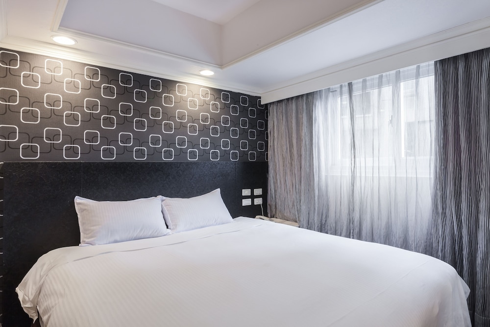 Ferrary Hotel 19/50