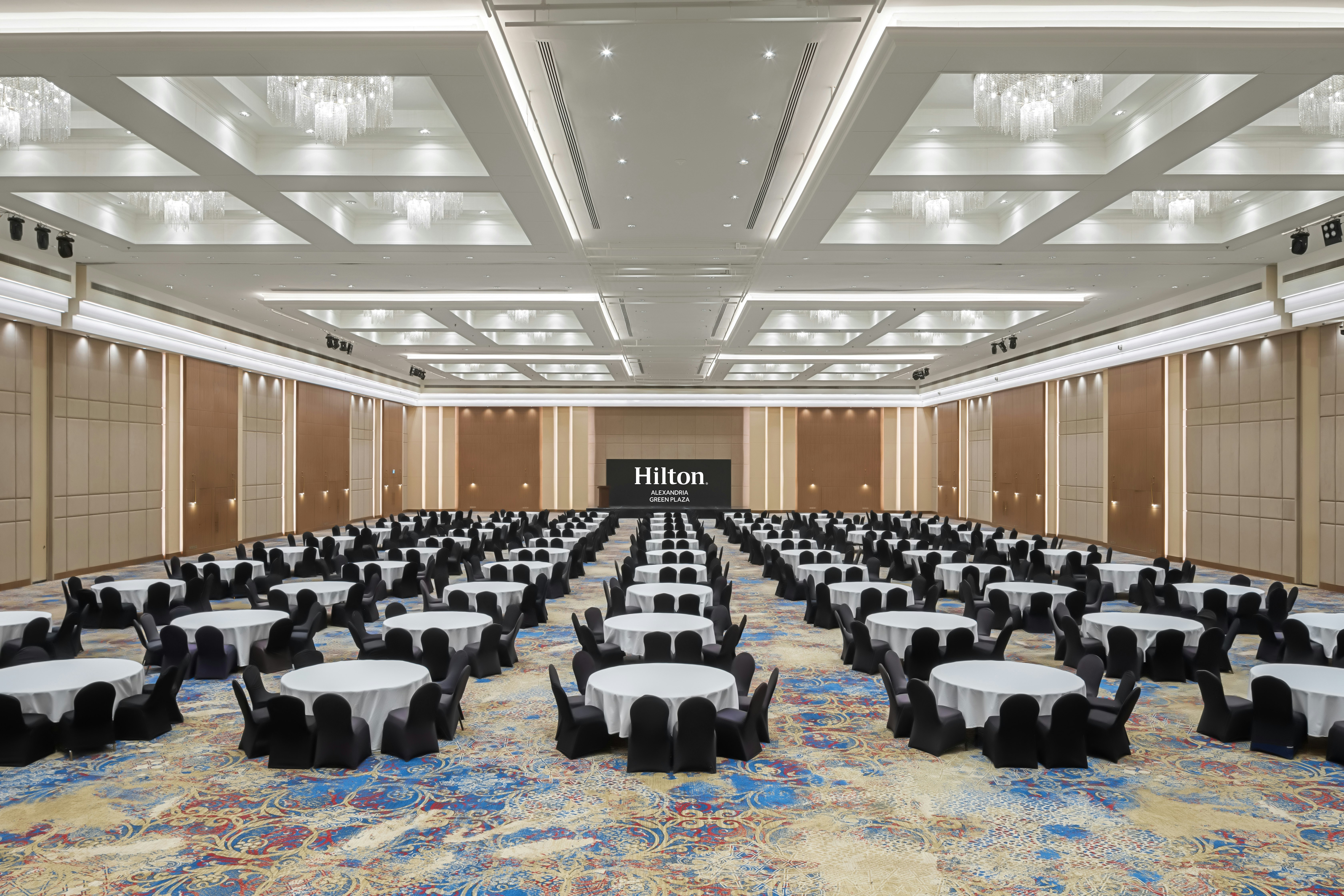Hilton Alexandria Green Plaza 77/89