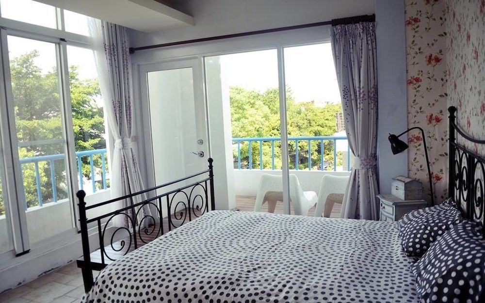 Oia Cafe B&amp;B 22/73