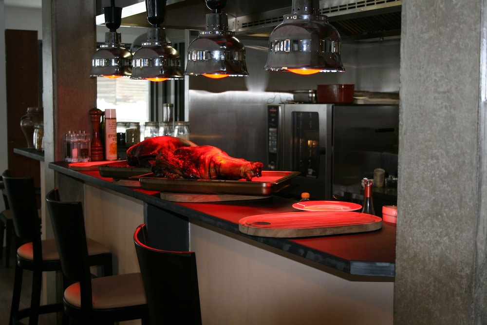 Hotel The Originals Super-Besse Est Auberge de la Petite Ferme 11/31
