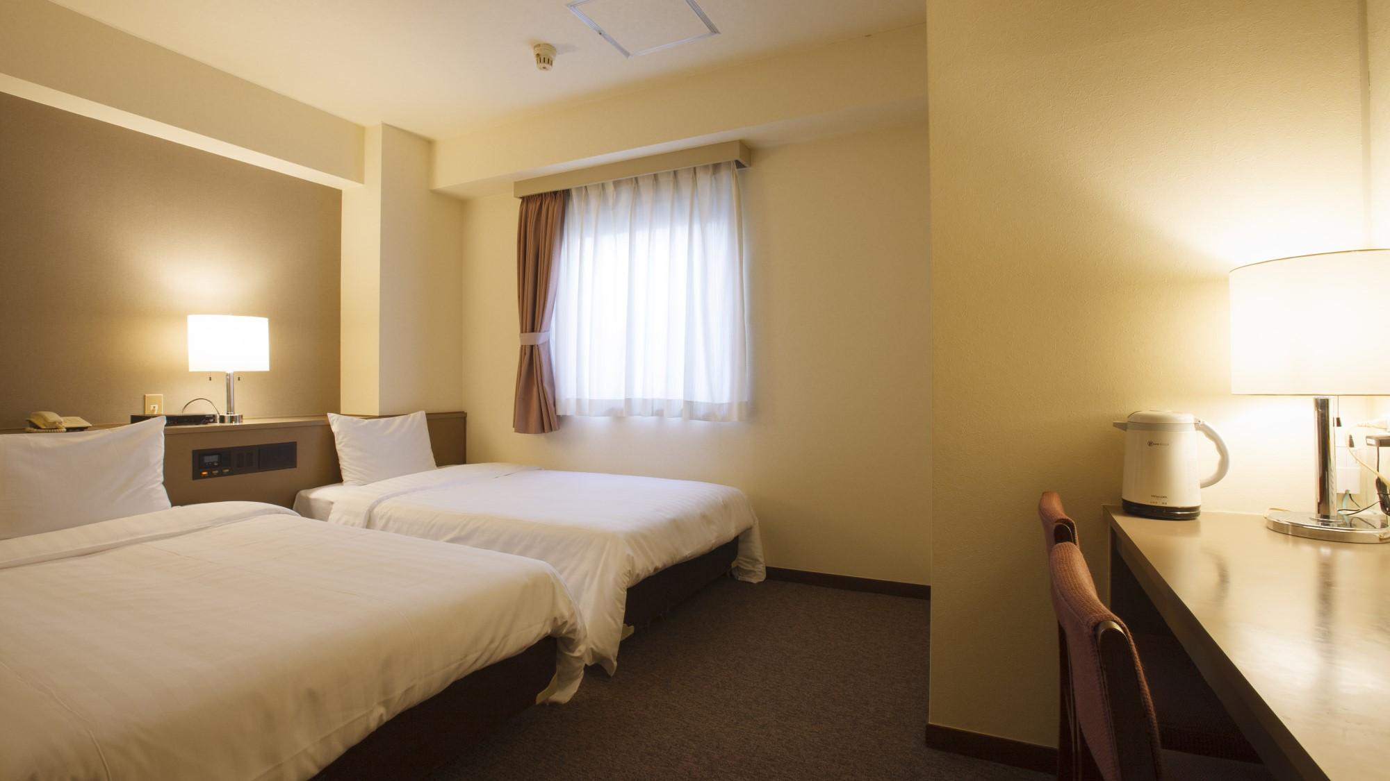 Standard, Twin Beds, Smoking Type Not Guaranteed