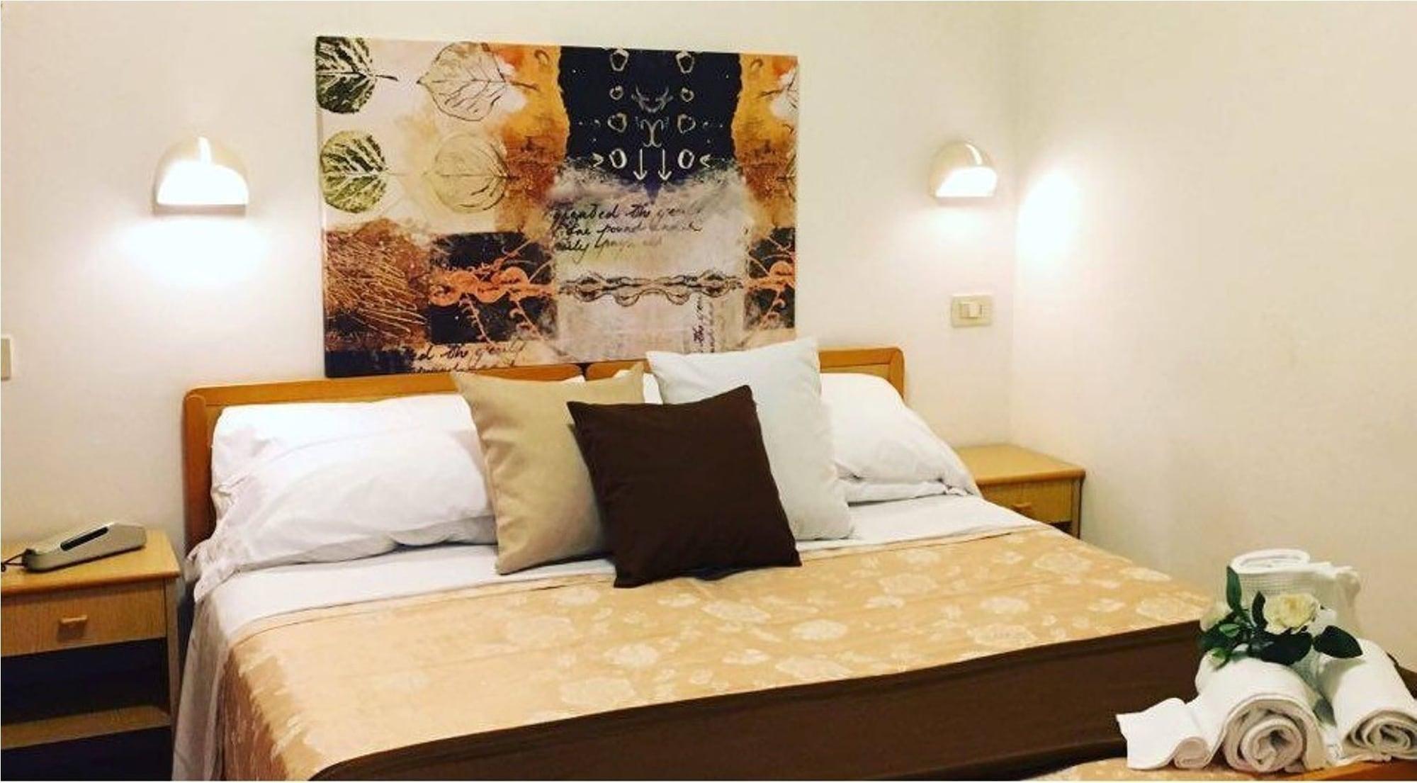 Hotel Villa Lina 36/62
