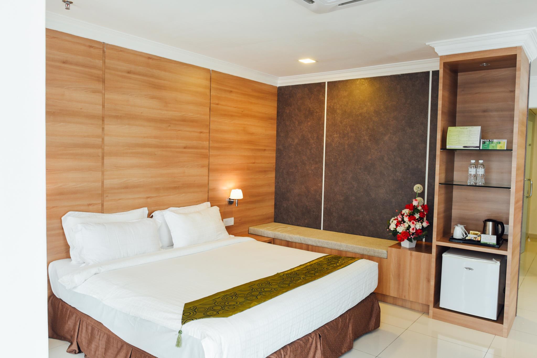 Bw, Double Bed