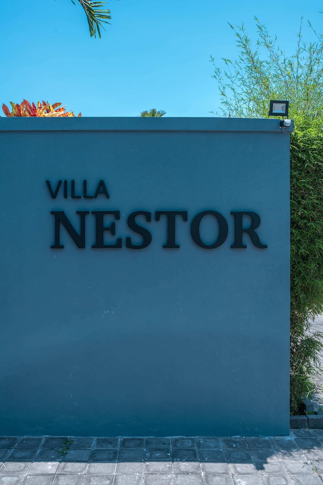 Villa Nestor 1/41
