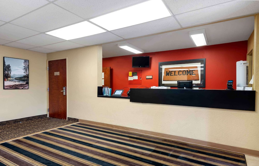 Studio 6 Extended Stay Rochester Greece NY 7/57