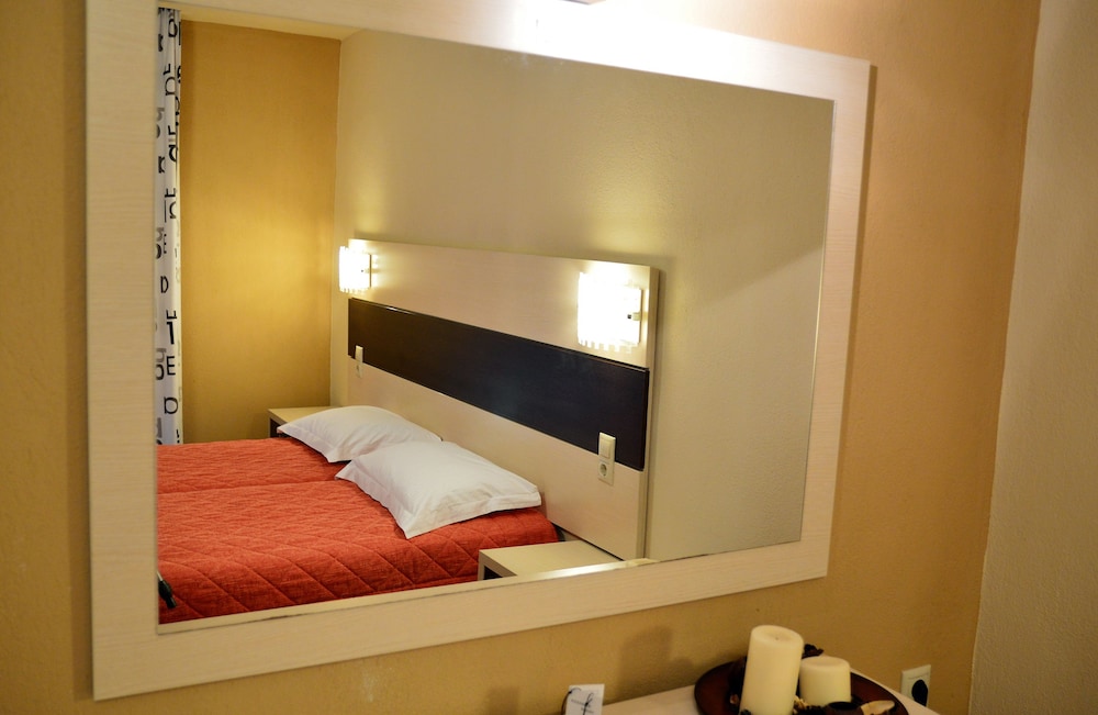 Alexander Inn 20/50