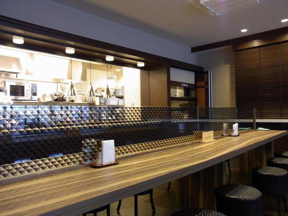 Tsuruga Manten Hotel Ekimae 48/51