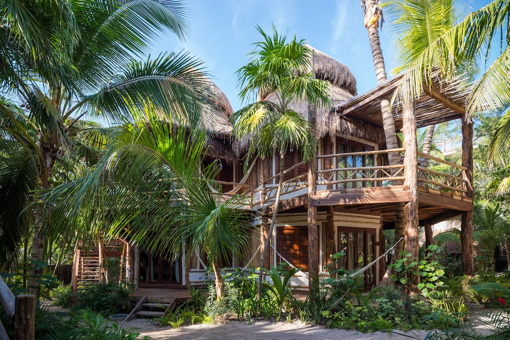 Delek Tulum in TULUM