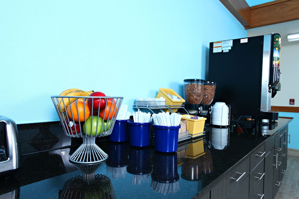 Coratel Inn & Suites By Jasper Newton 23/30