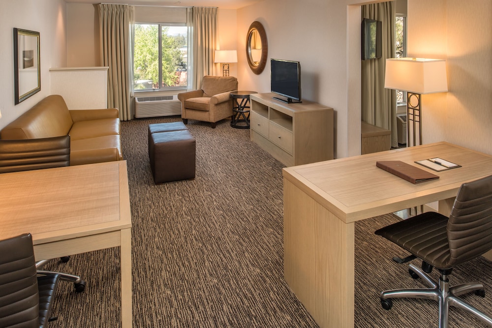 The Newberry Hotel Bend, Tapestry Collection by Hilton 45/60