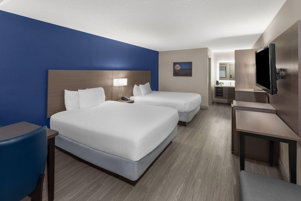Angel Inn Near IMAX, a Travelodge by Wyndham 19/50
