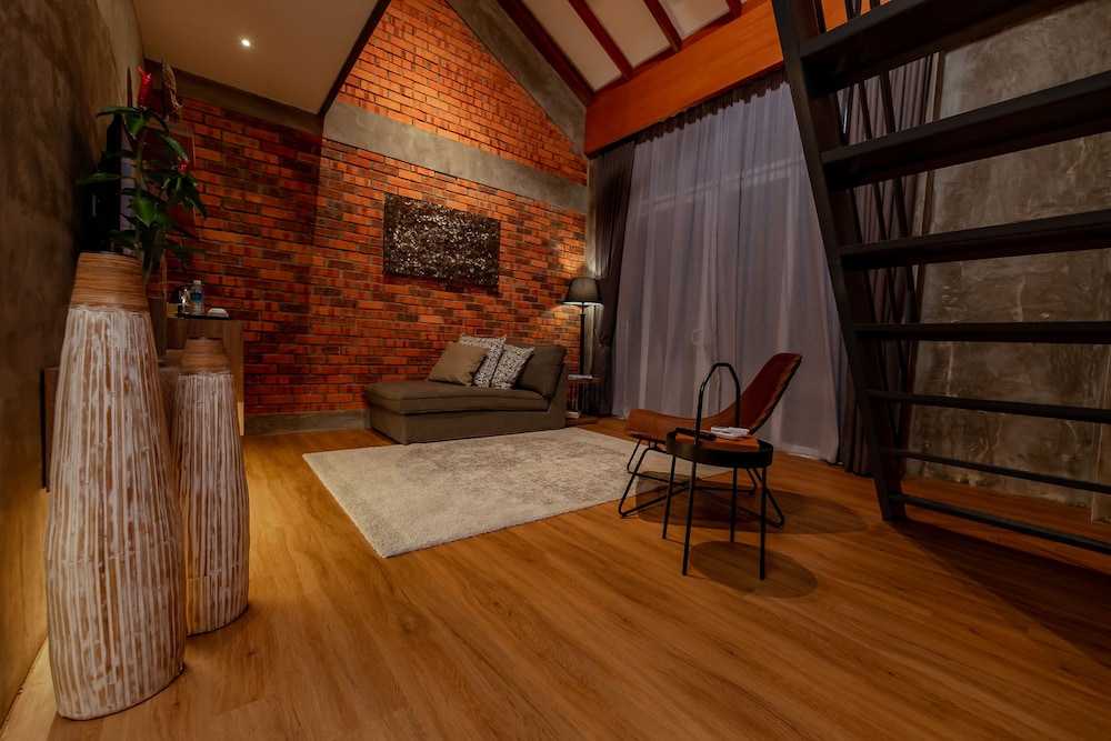 ARCH STUDIO CENANG 25/50
