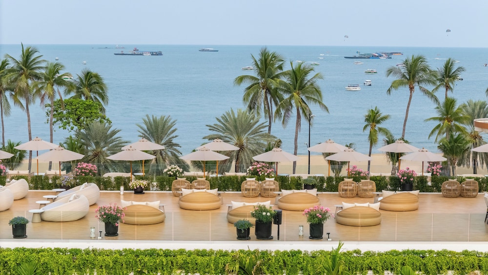 Melia Pattaya Hotel 54/59