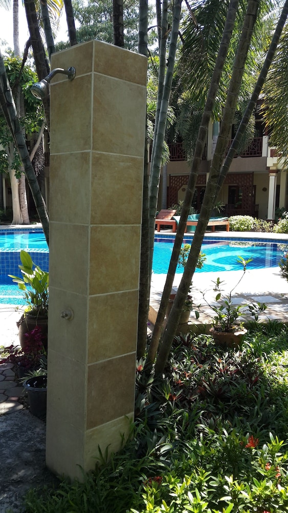 Rattana Guesthouse Bungalow 7/50