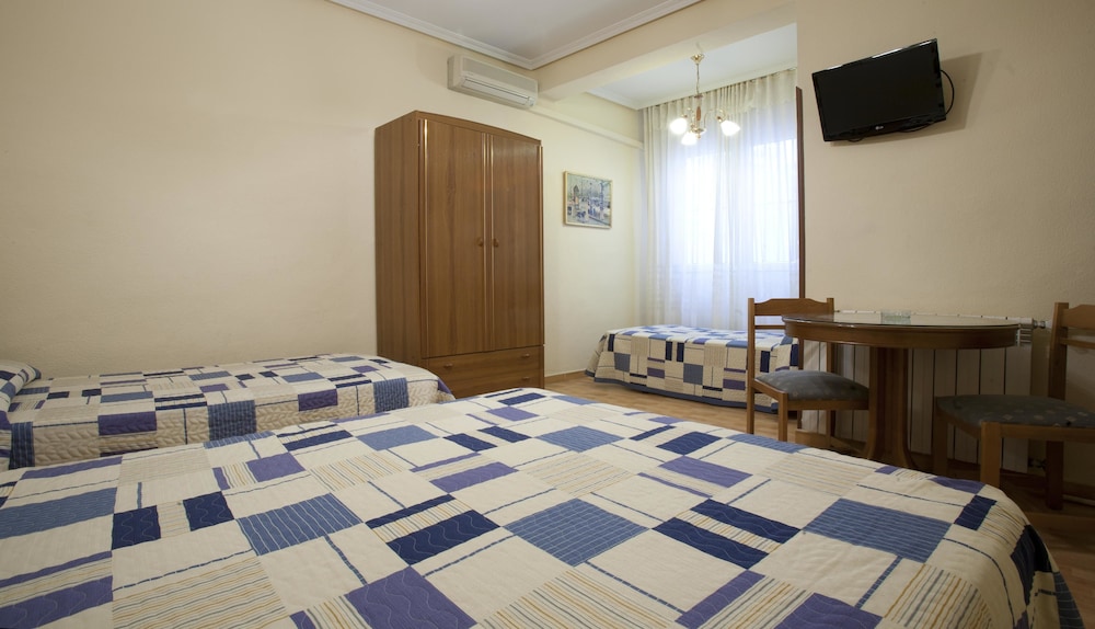Hostal Maria Luisa 13/36