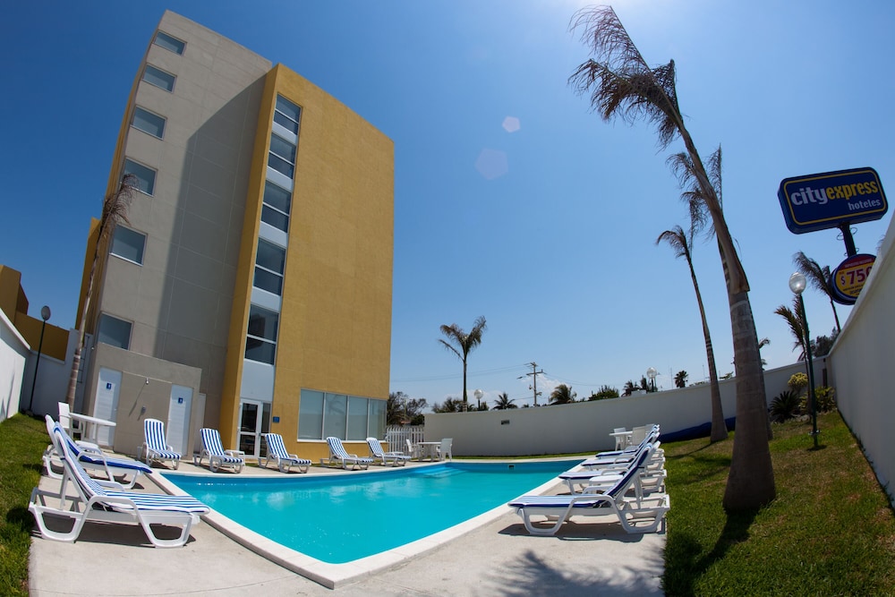 City Express by Marriott Ciudad Del Carmen 49/51