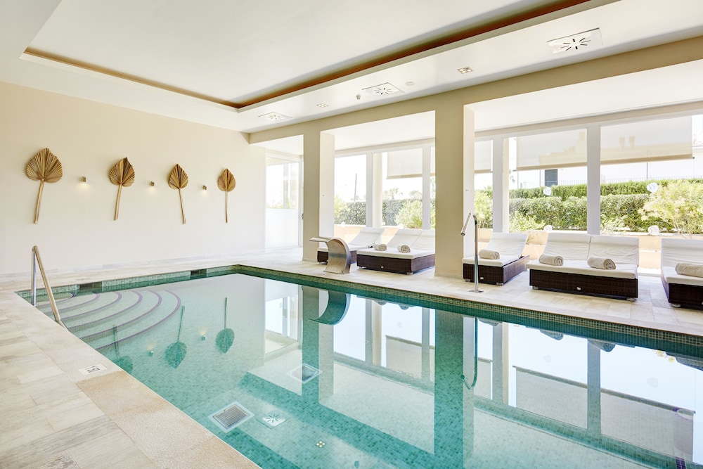 Grupotel Macarella Suites and Spa 31/51